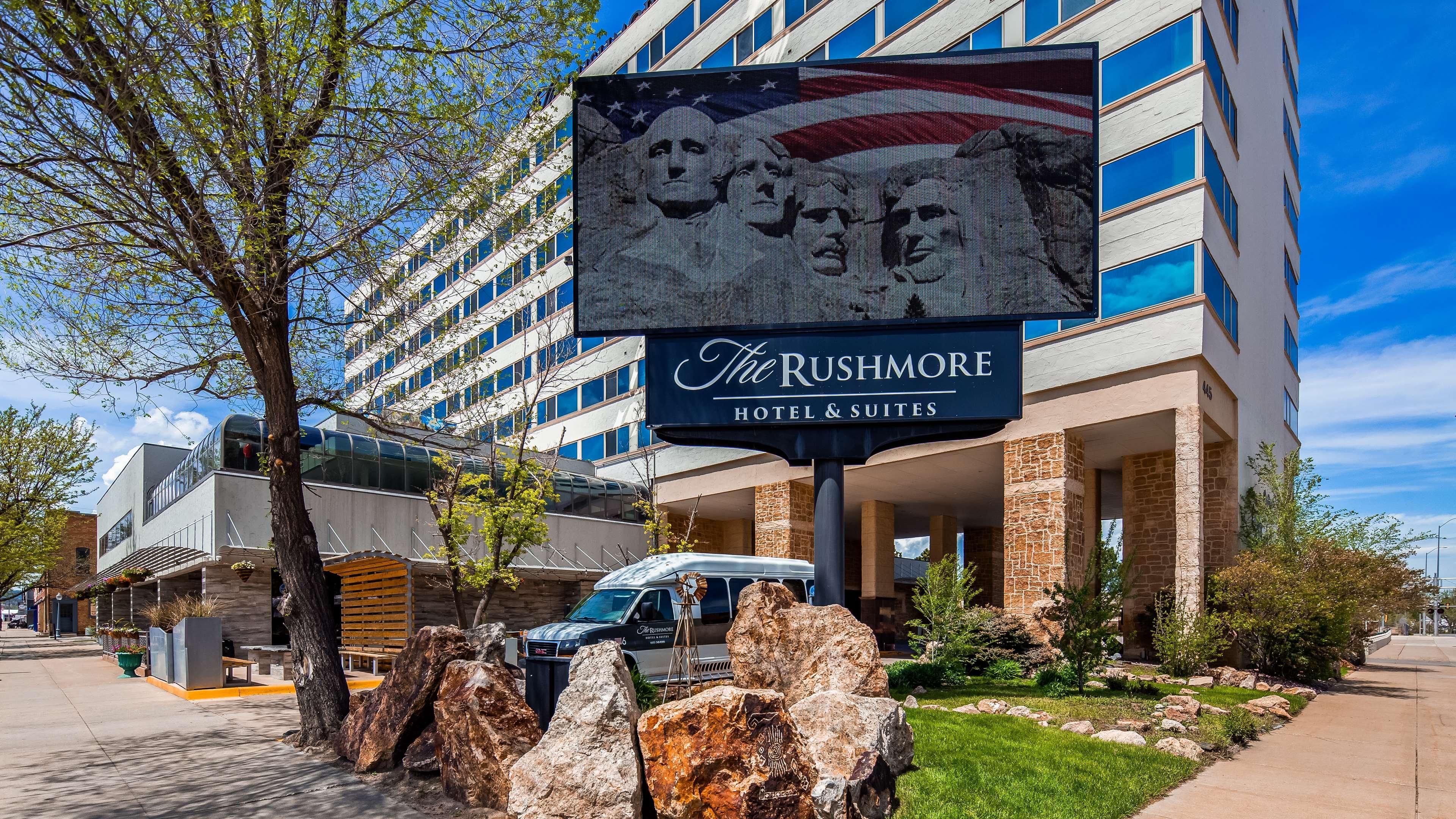 The Rushmore Hotel & Suites; BW Premier Collection Rapid City Exterior foto